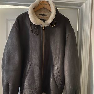 Men’s Hoodless Classic Shearling B-3 Bomber Jacket.      Size - XXL
